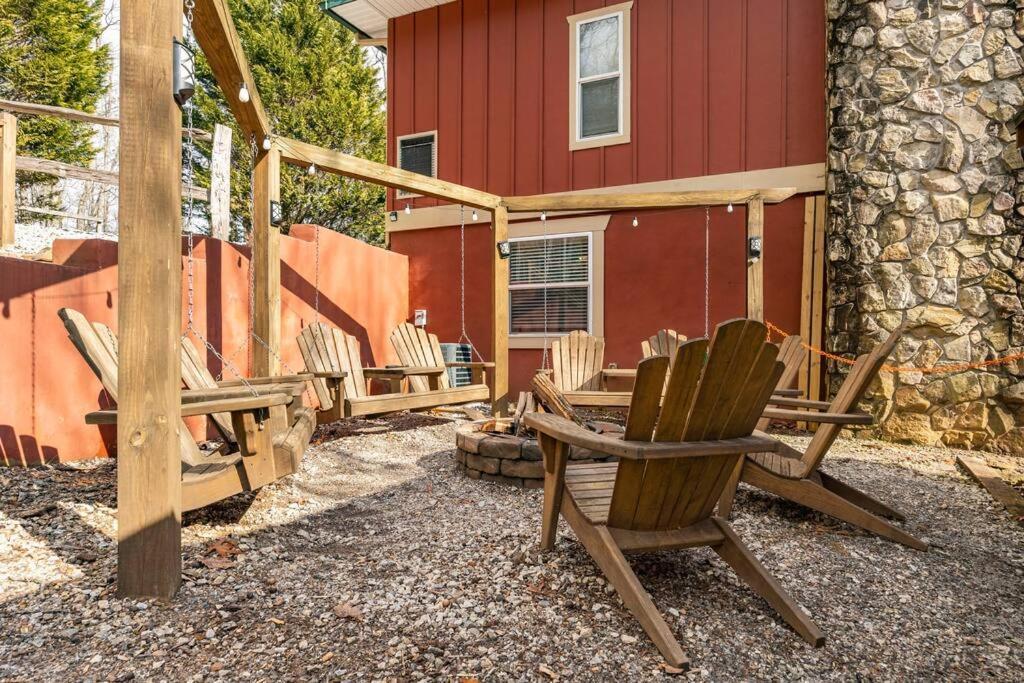 Red Rooster Family Cabin W/Hot Tub+Fire Pit+View Franklin Kültér fotó