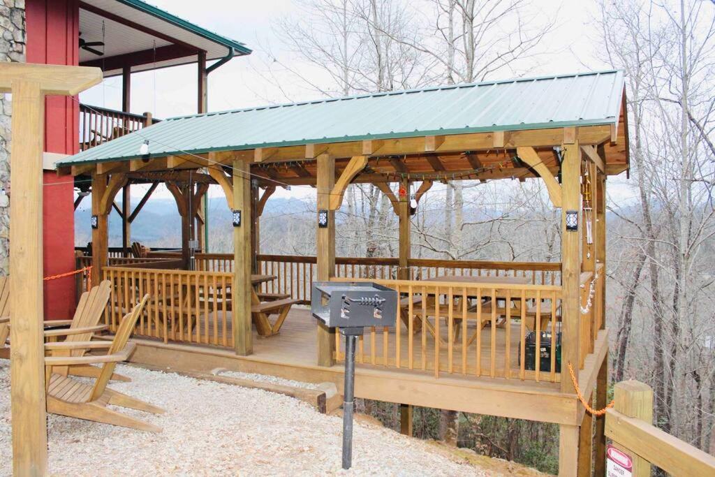 Red Rooster Family Cabin W/Hot Tub+Fire Pit+View Franklin Kültér fotó